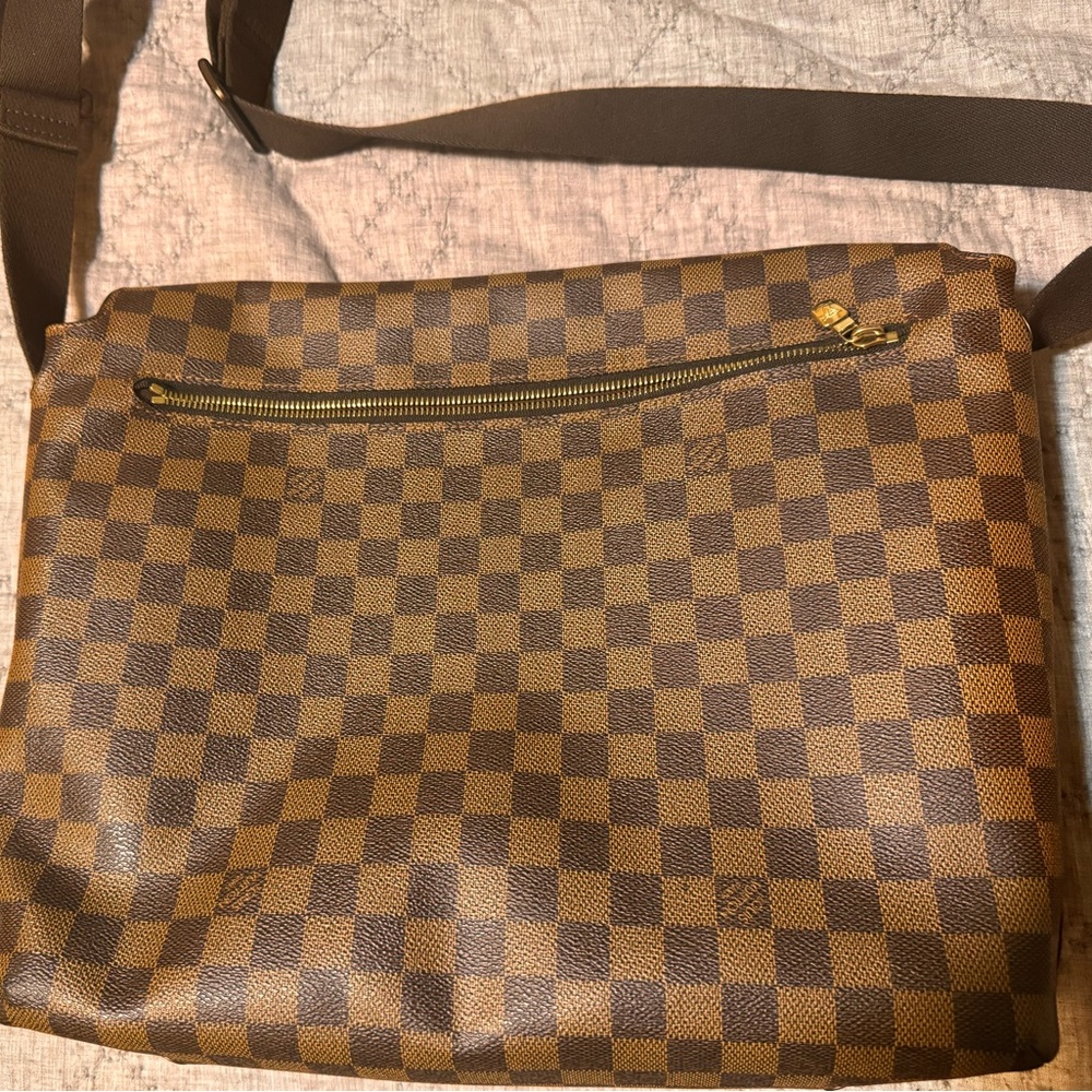💥❌SOLD❌💥 💯 AUTHENTIC Louis Vuitton Damier Ebene Brooklyn GM - Picture 2 of 10
